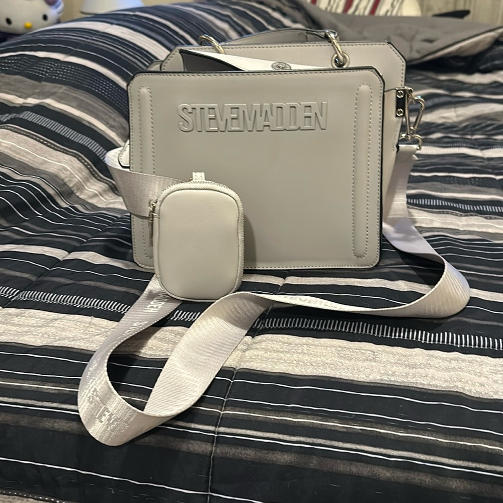 Steve madden cross body